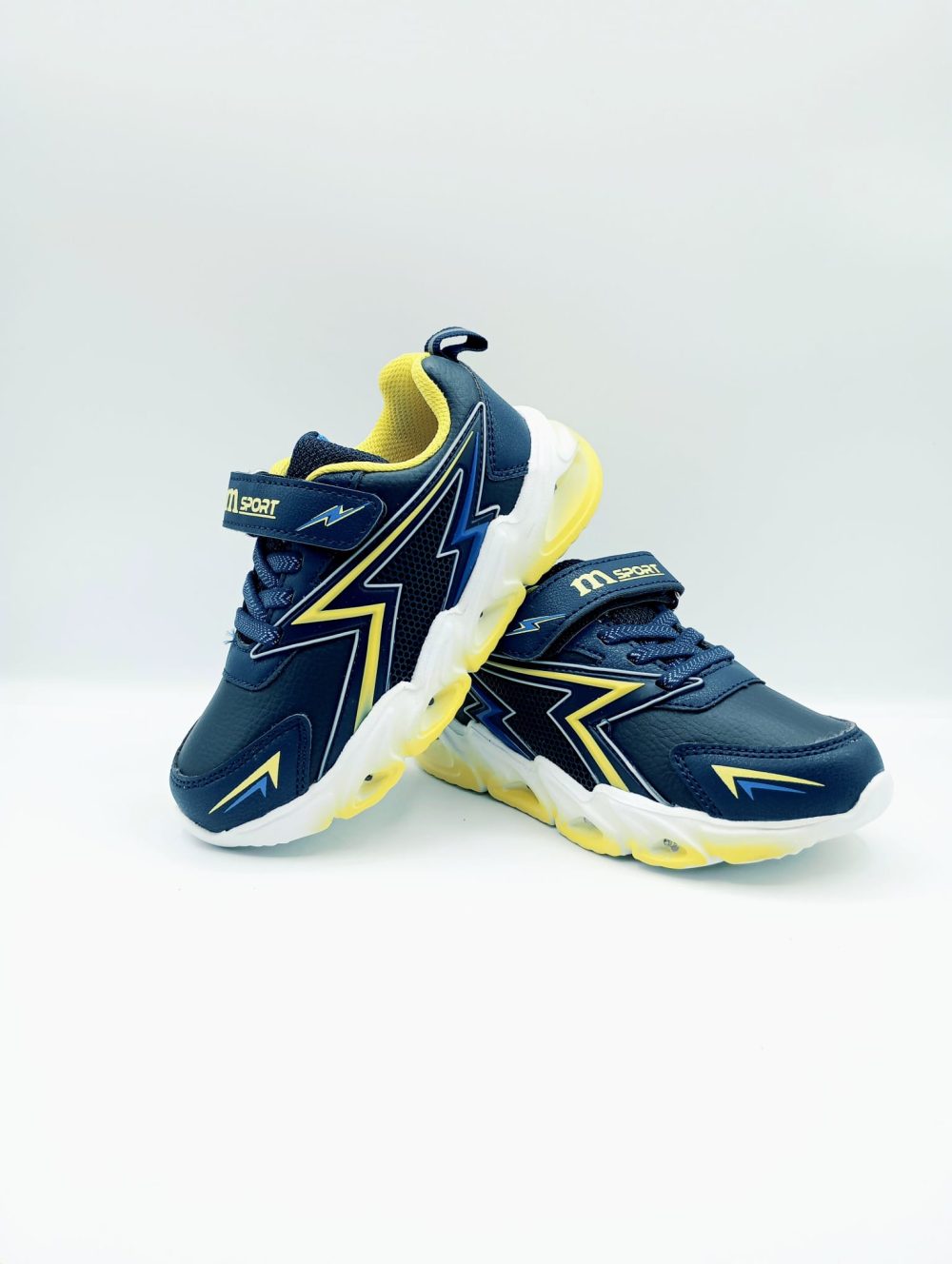 SNEAKERS CON LUCI MELANIA - immagine 3