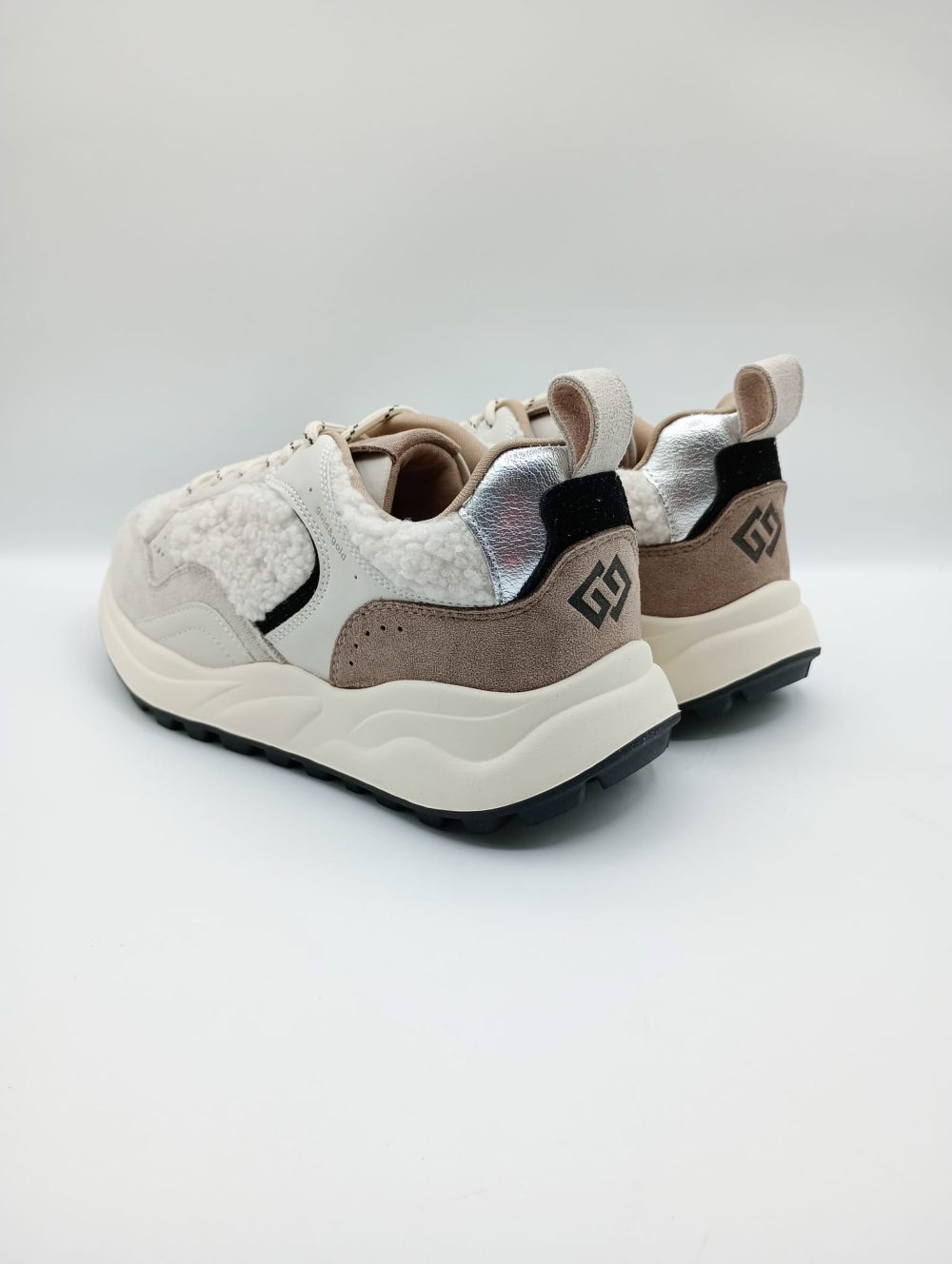 SNEAKERS GOLD - immagine 2