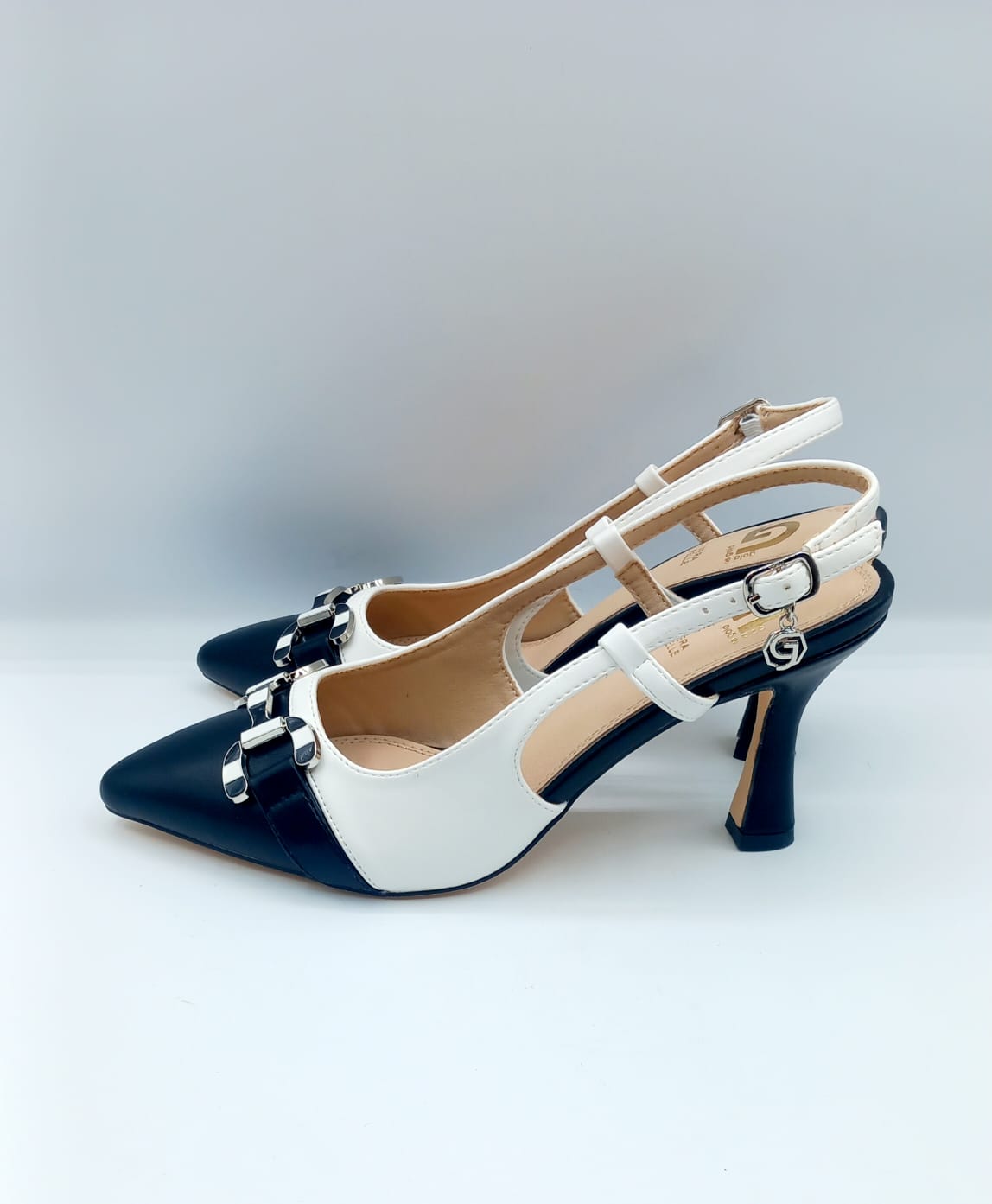 SLINGBACK GOLD